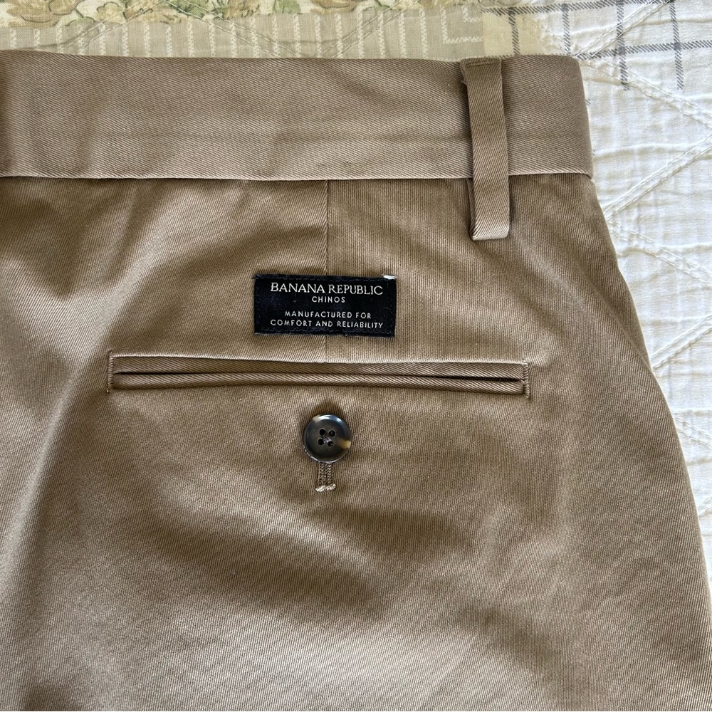 Men’s 30x32 Banana Republic Aiden Slim Fit Chino Pants